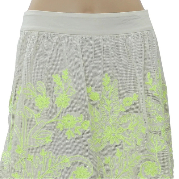 Vanessa Virginia Anthropologie Electric Vines Skirt, Size Medium, NWOT - Picture 4 of 4